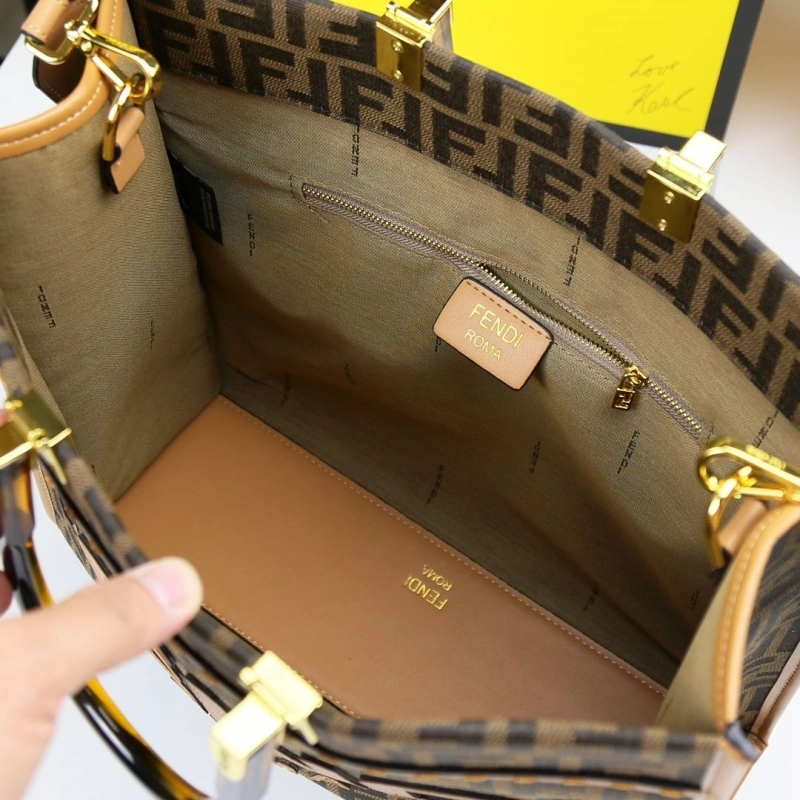 Fendi Shopping Bags 4220A-0287