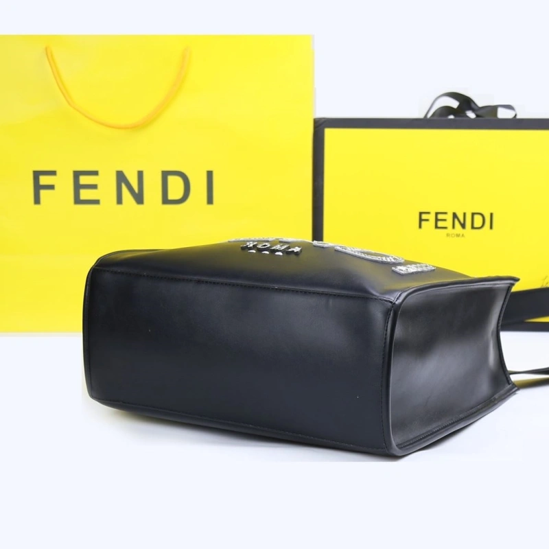 Fendi Shopping Bags 4220A-0300
