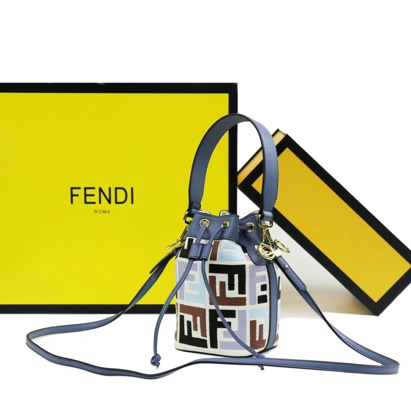 Fendi Bucket Bags 4220A-0319