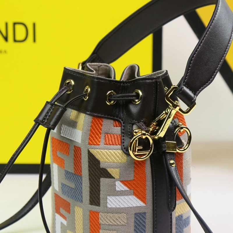 Fendi Bucket Bags 4220A-0321