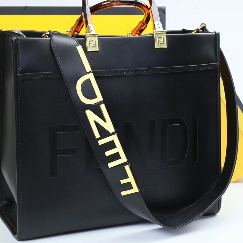 Fendi Shopping Bags 4220A-0328