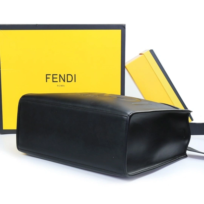 Fendi Shopping Bags 4220A-0328