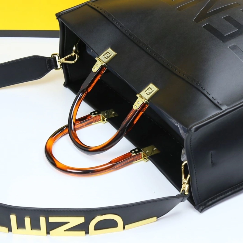 Fendi Shopping Bags 4220A-0328