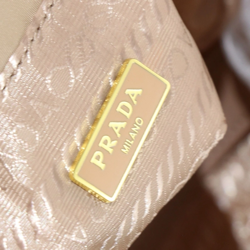 Prada Bucket Bags 4220A-0404