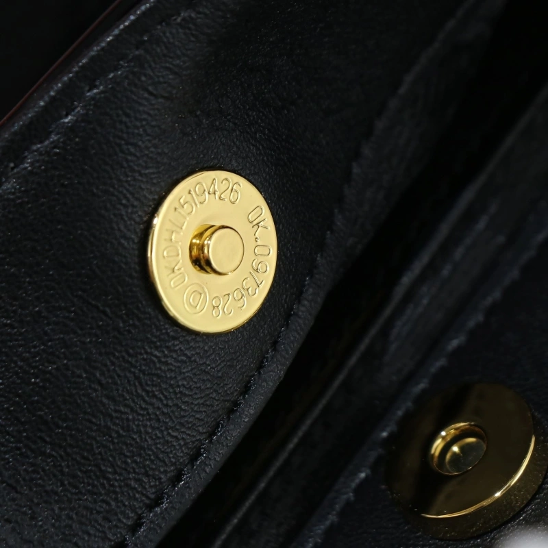 Prada Top Handle Bags 4220A-0421