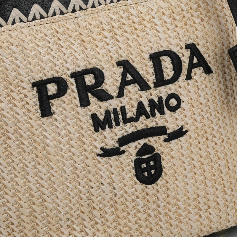 Prada Shopping Bags 4220A-0506