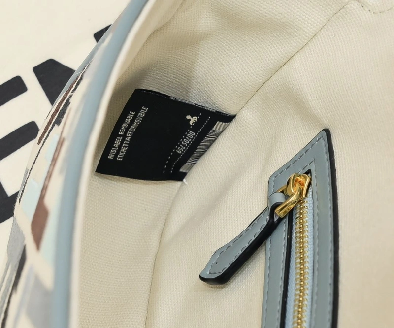 Fendi Satchel Bags 4220A-0514