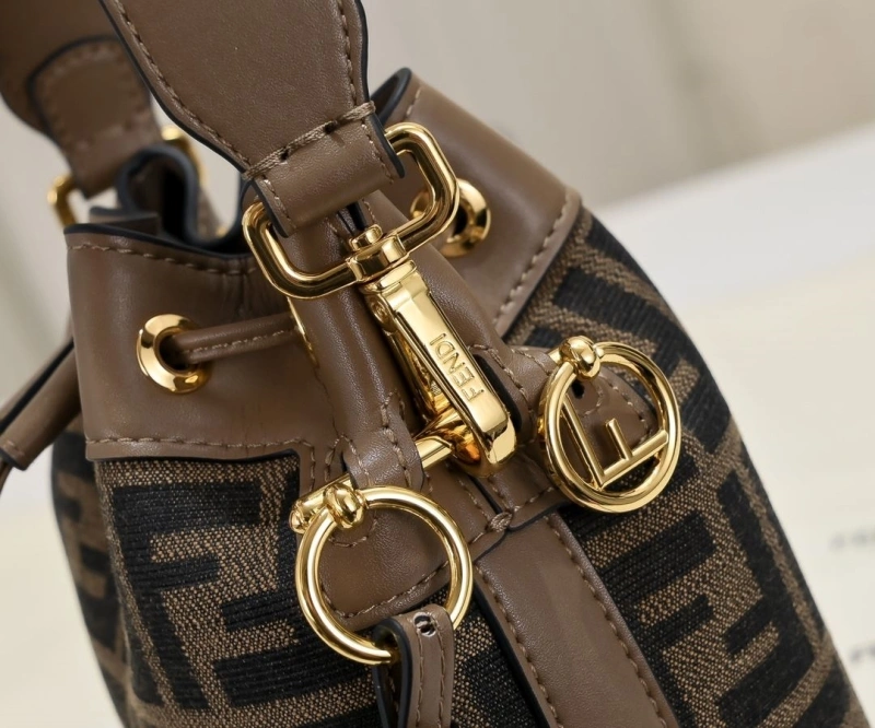 Fendi Bucket Bags 4220A-0521