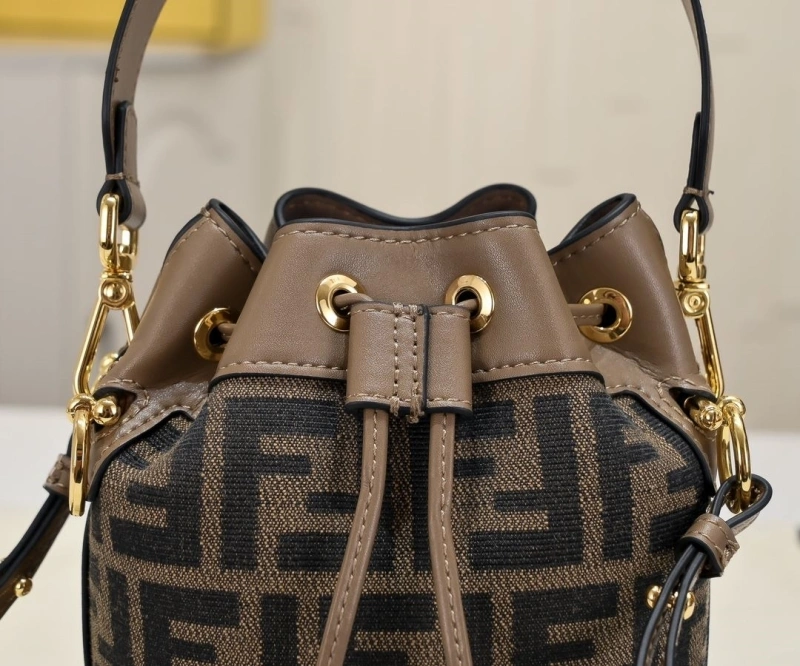Fendi Bucket Bags 4220A-0521