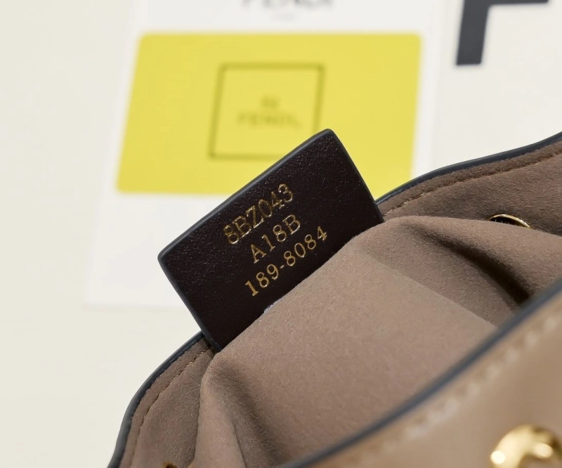 Fendi Bucket Bags 4220A-0521