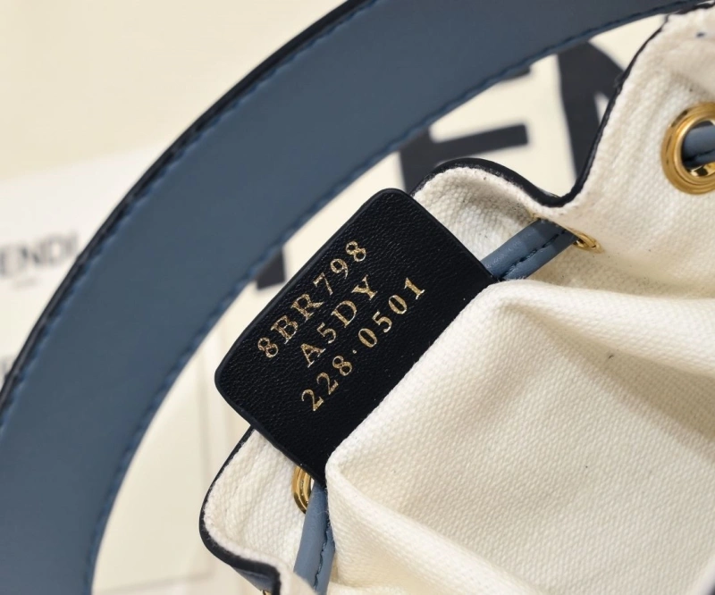 Fendi Bucket Bags 4220A-0522