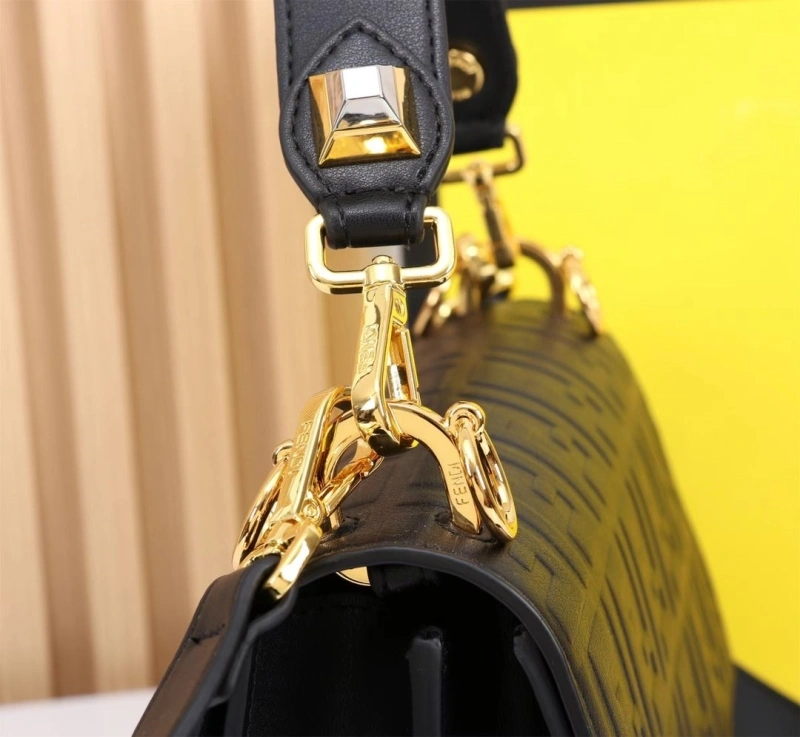 Fendi Satchel Bags 4220A-0527