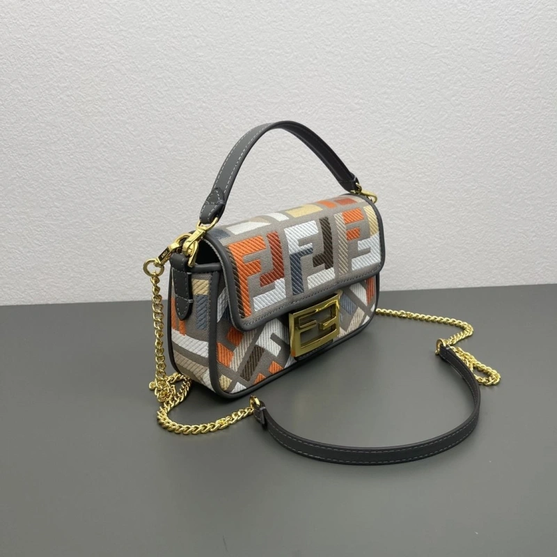 Fendi Satchel Bags 4220A-0633