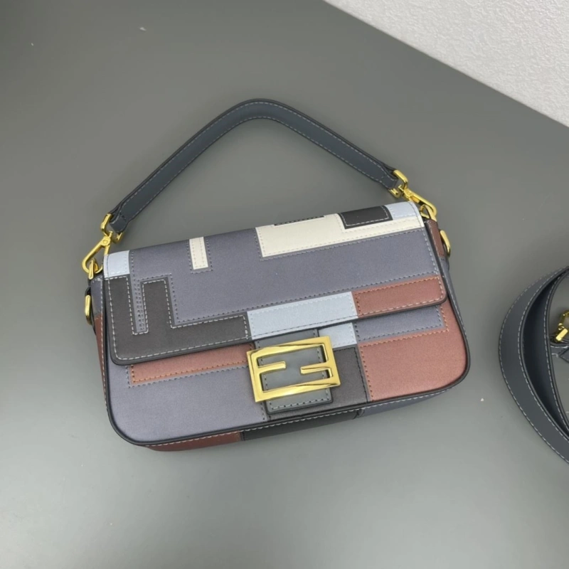 Fendi Satchel Bags 4220A-0635
