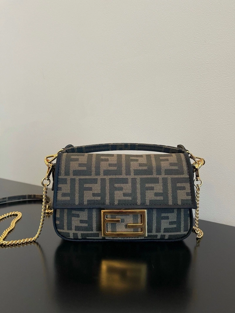 Fendi Satchel Bags 4220A-0645
