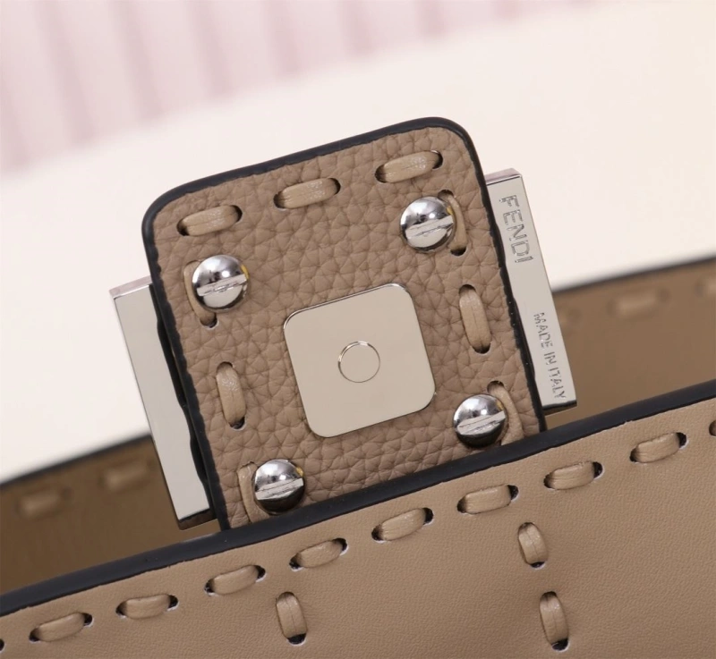 Fendi Satchel Bags 4220A-0648