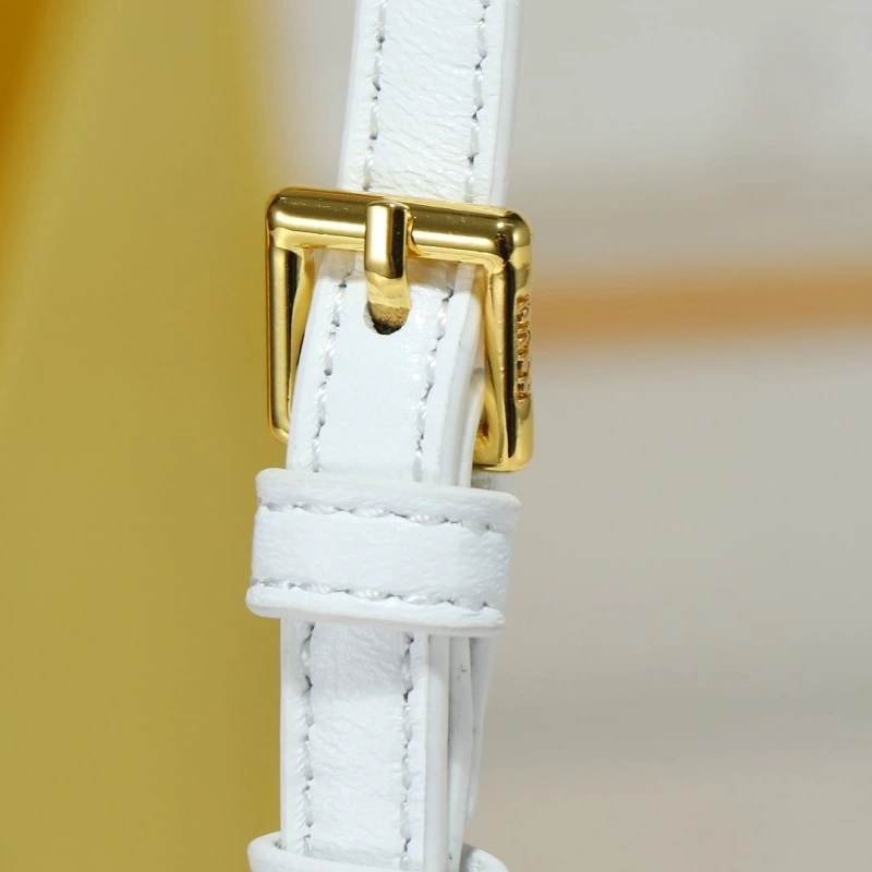 Fendi Satchel Bags 4220A-0666