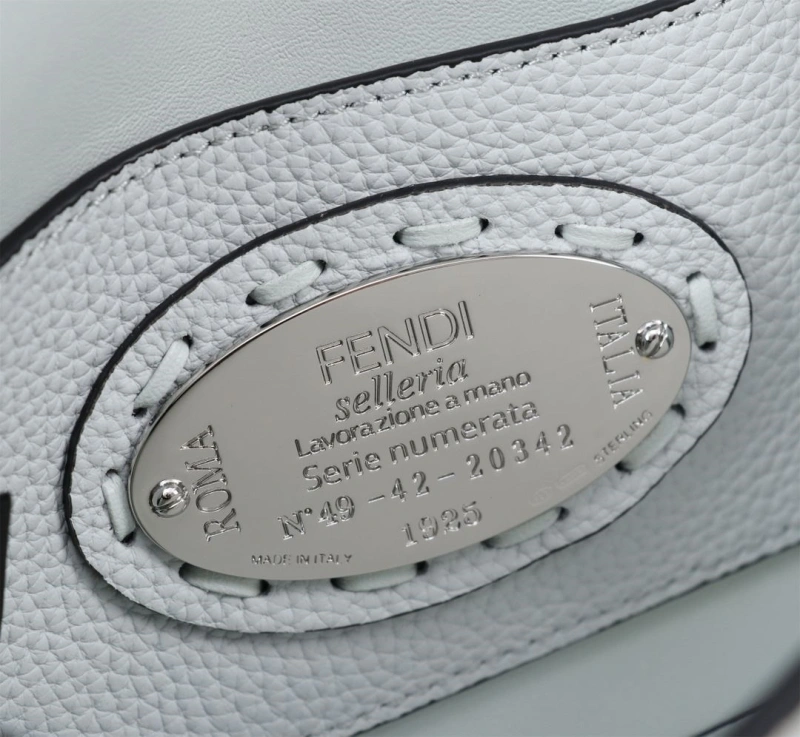 F**di top handle bags 4220a-0672