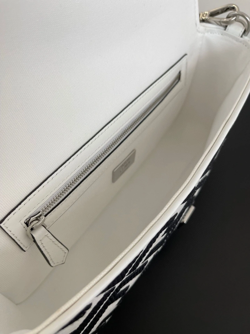 Fendi Satchel Bags 4220A-0675