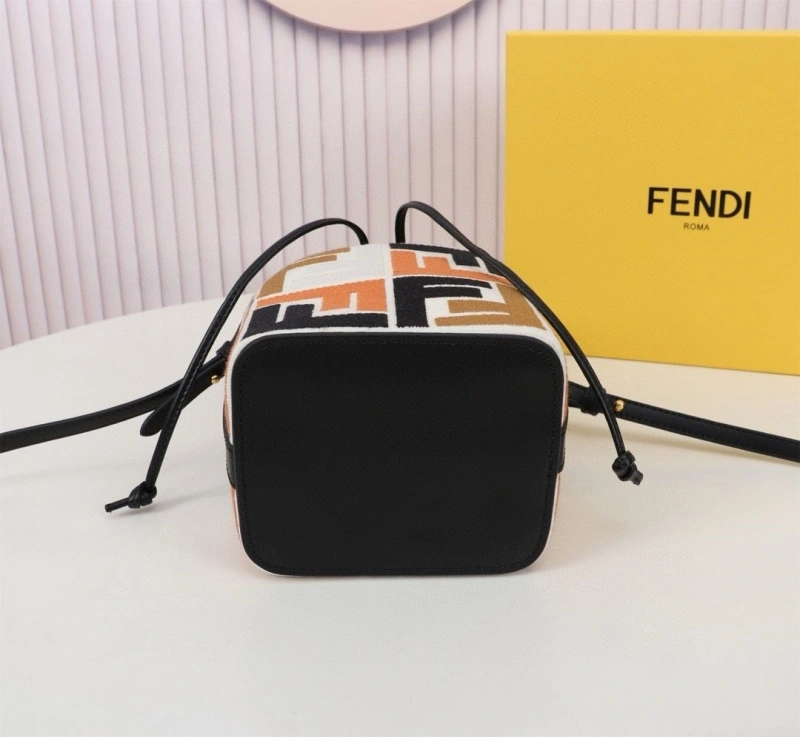Fendi Bucket Bags 4220A-0678