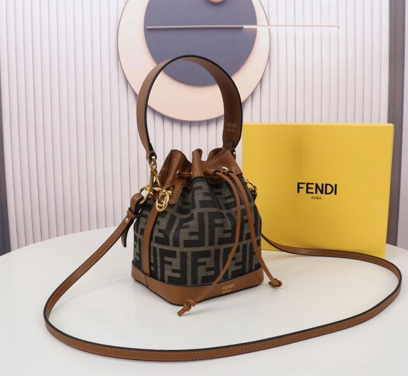 Fendi Bucket Bags 4220A-0680