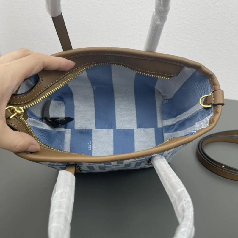 Fendi Shopping Bags 4220A-0699