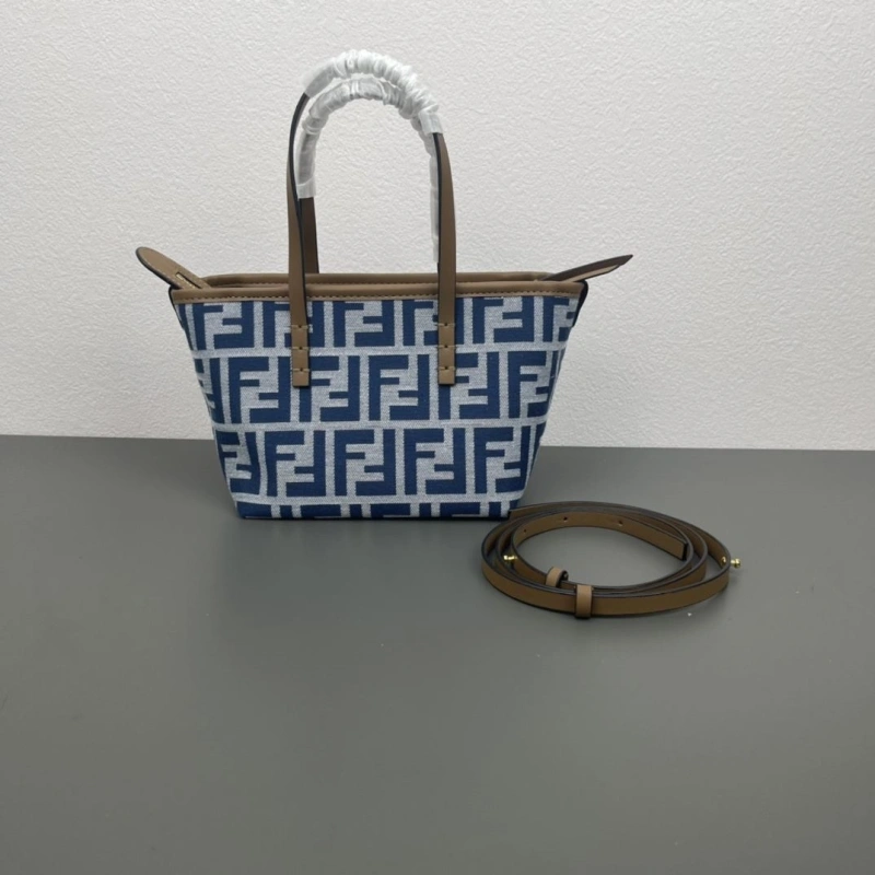 Fendi Shopping Bags 4220A-0701