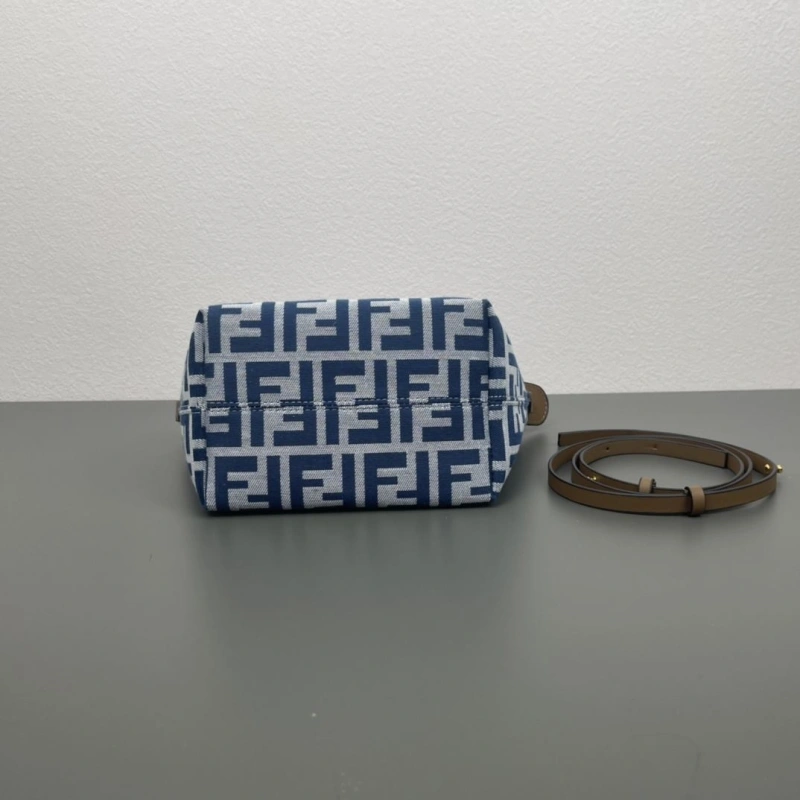 Fendi Shopping Bags 4220A-0701