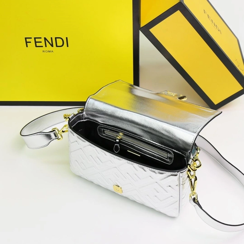 Fendi Satchel Bags 4220A-0718