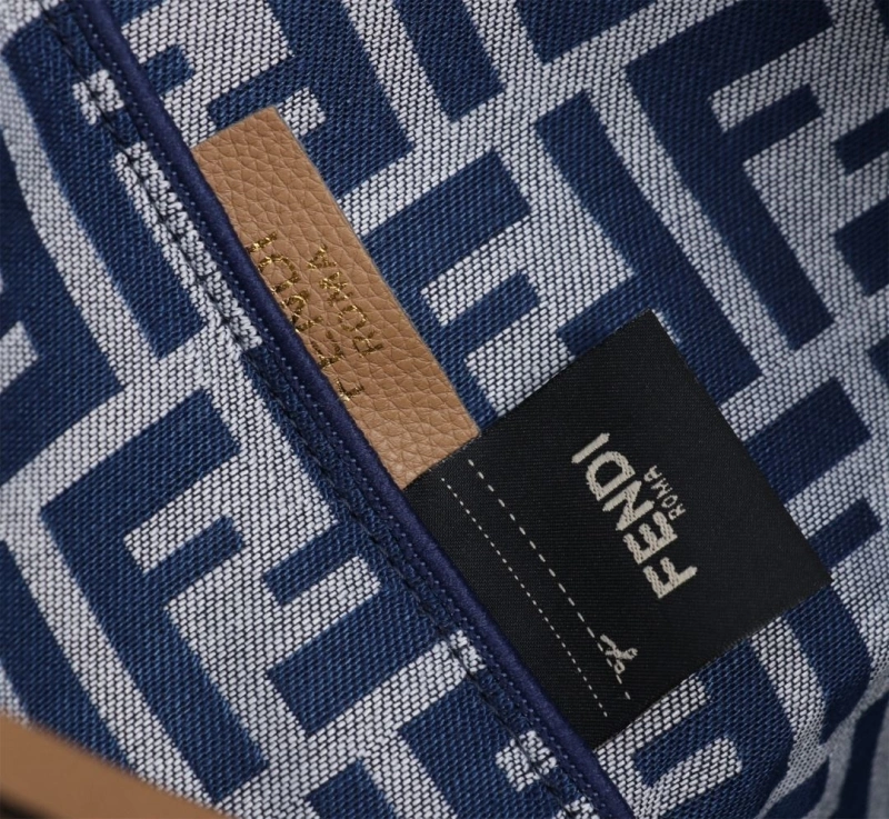 Fendi Shopping Bags 4220A-0744