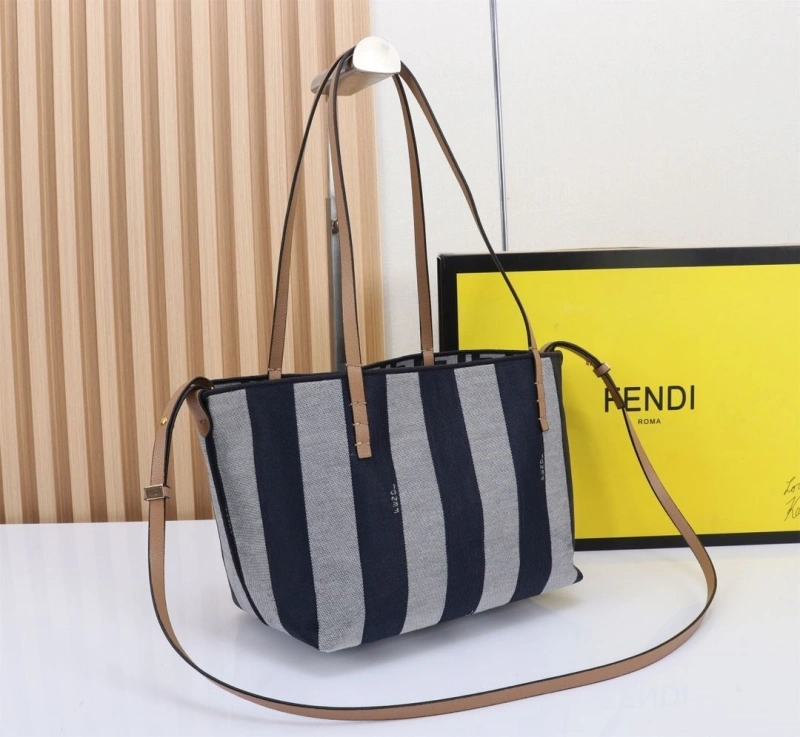 Fendi Shopping Bags 4220A-0753