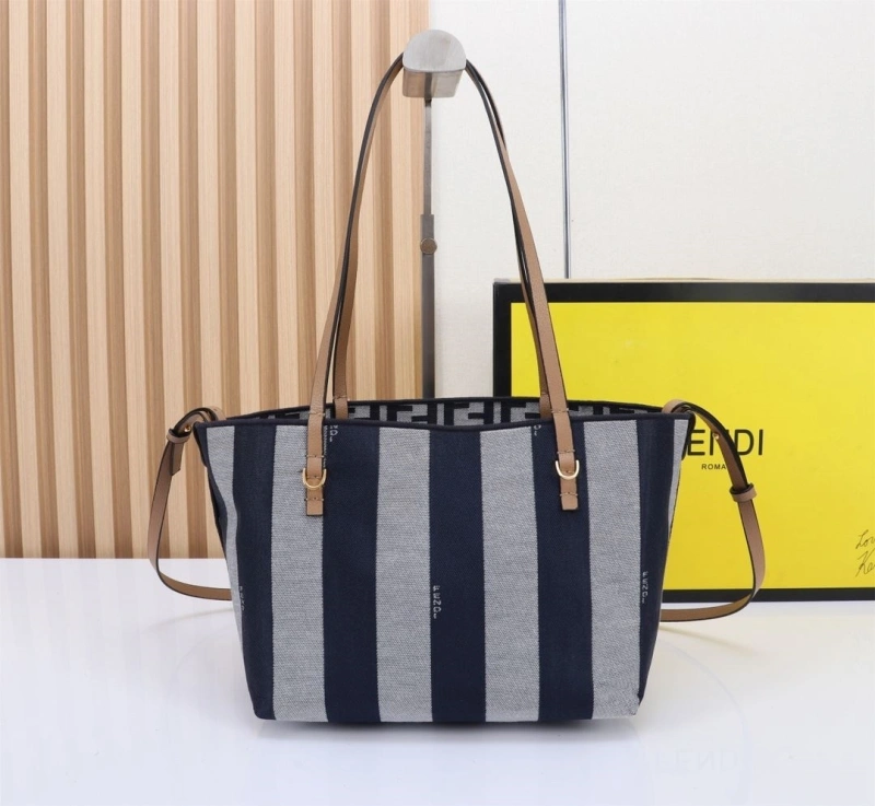 Fendi Shopping Bags 4220A-0753