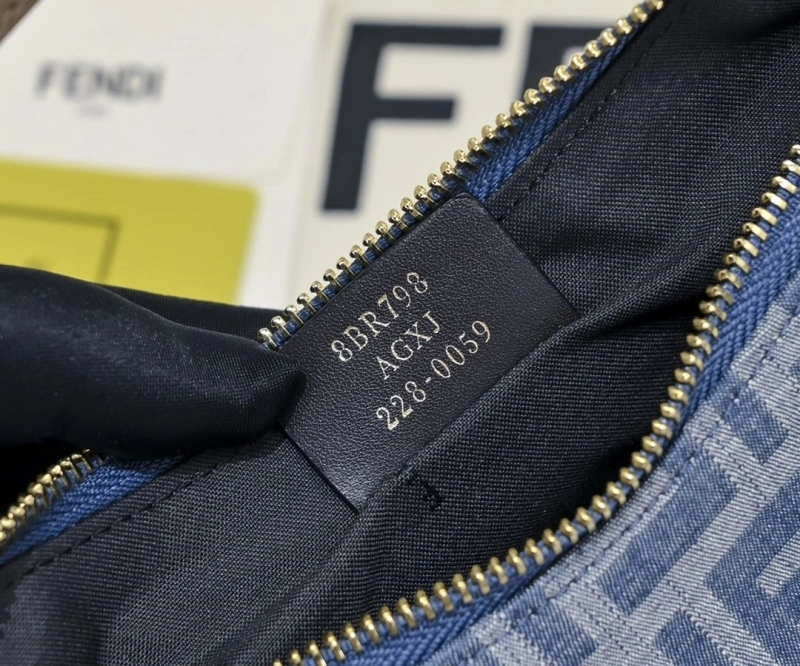 Fendi Satchel Bags 4220C-0014