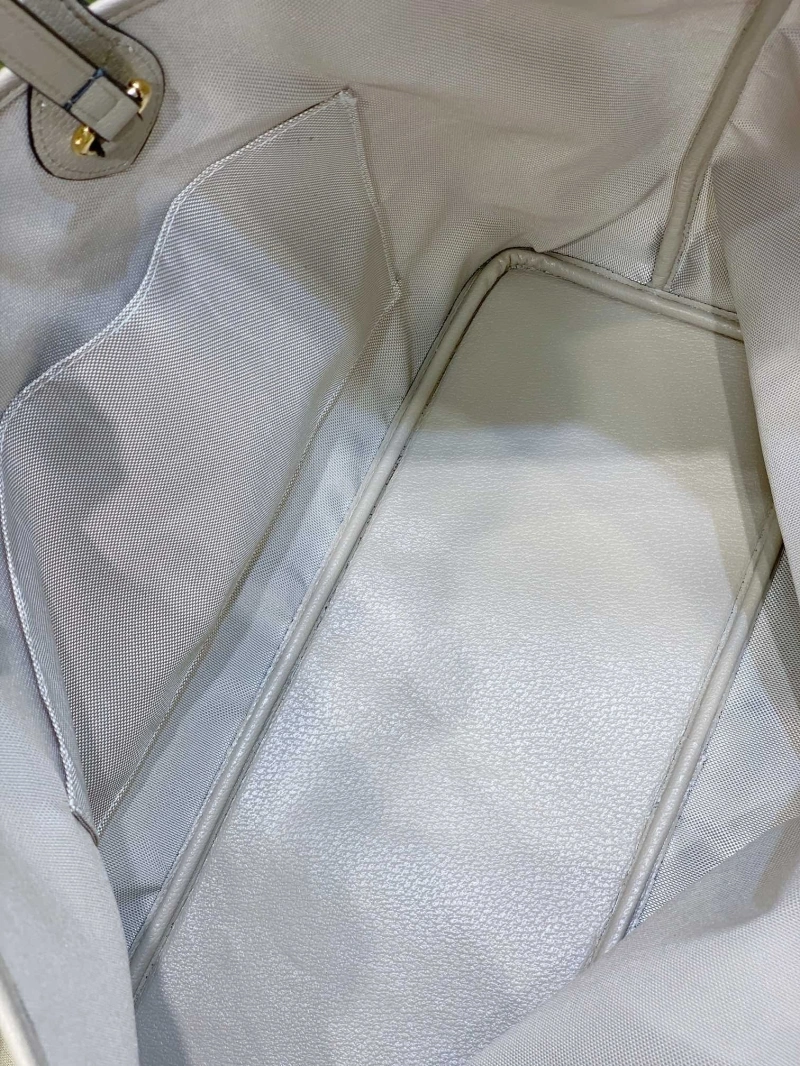 Gucci Shopping Bags 4220C-0080