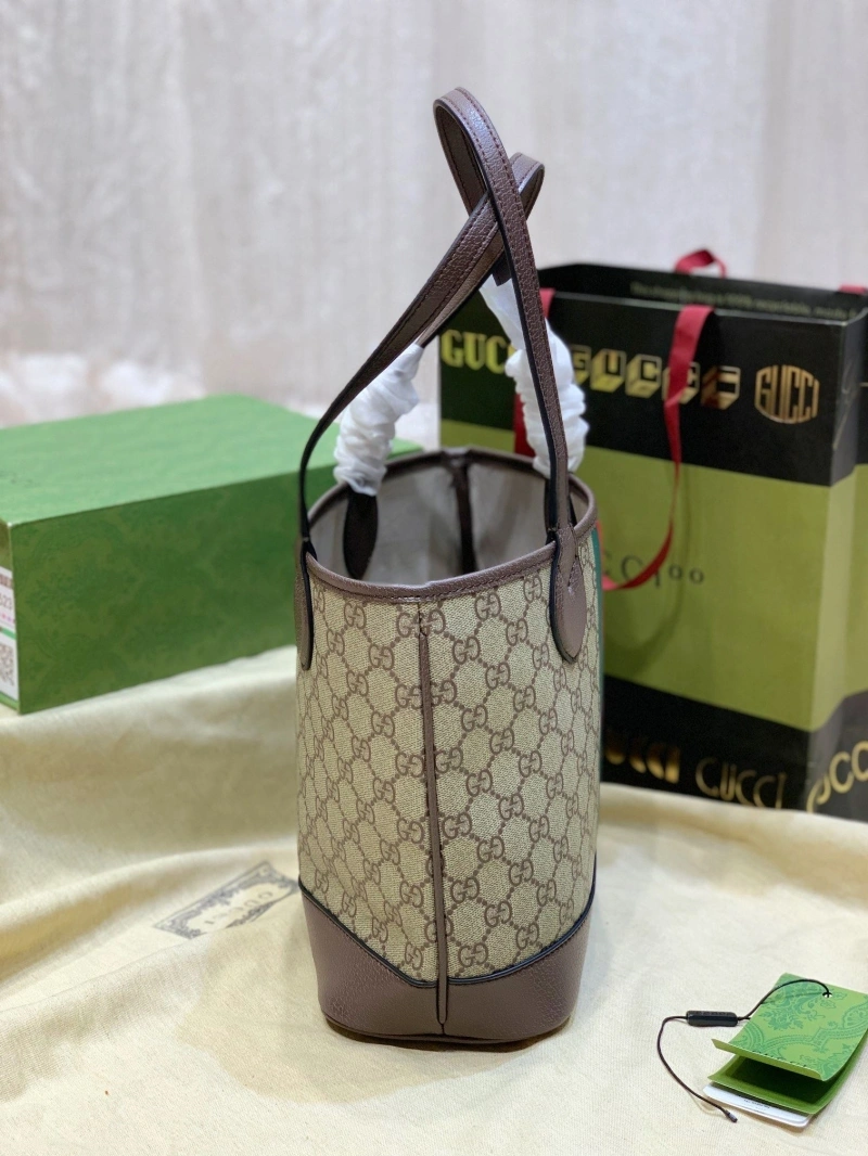 Gucci Shopping Bags 4220C-0108