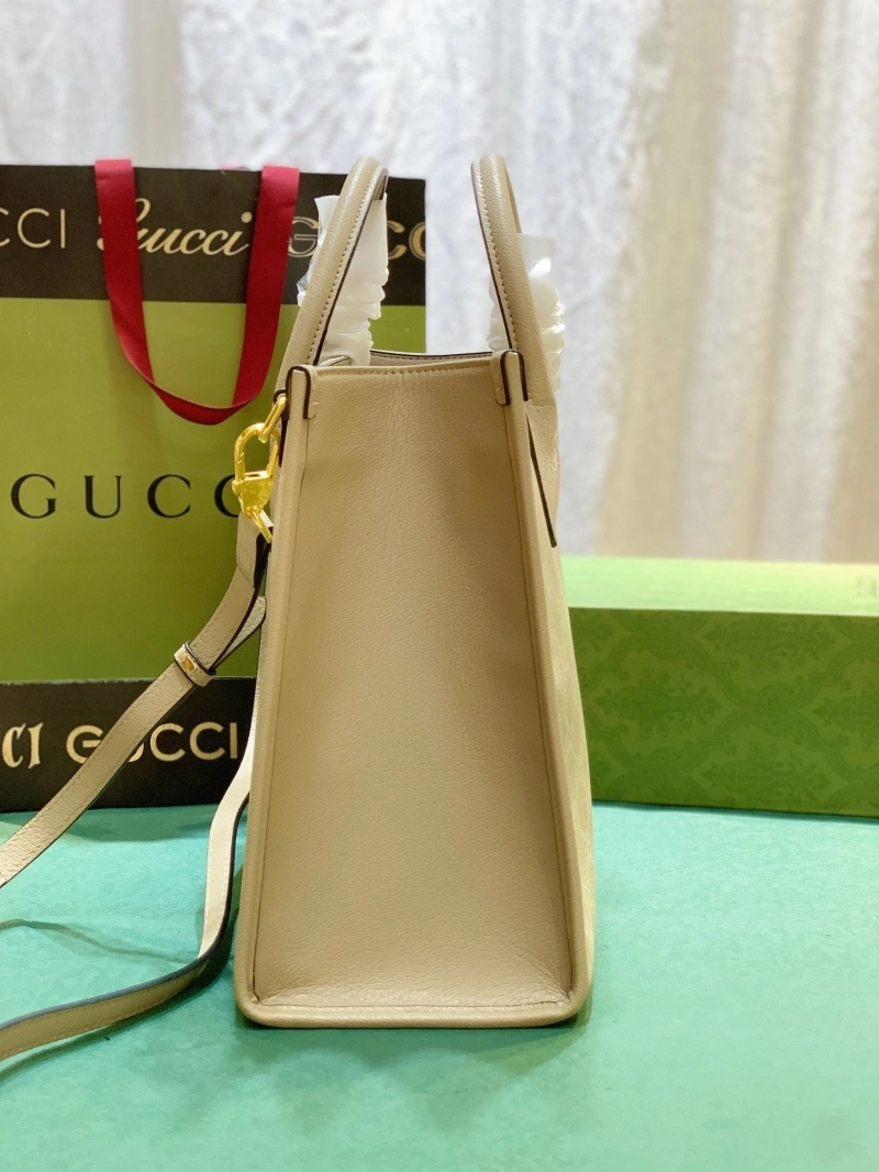 Gucci Shopping Bags 4220C-0135