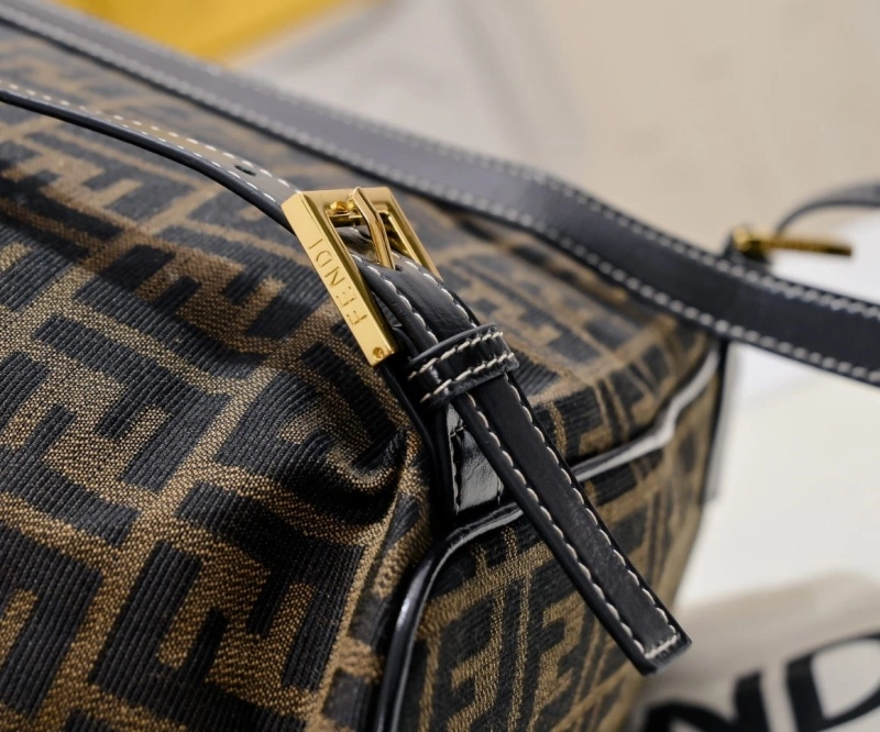 Fendi Backpacks 4220C-0276