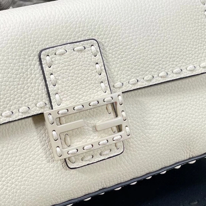 Fendi Baguette Bags 4220D-0004