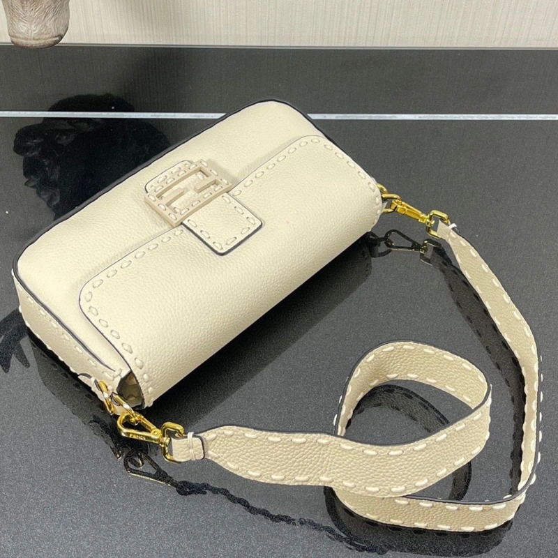 Fendi Baguette Bags 4220D-0004
