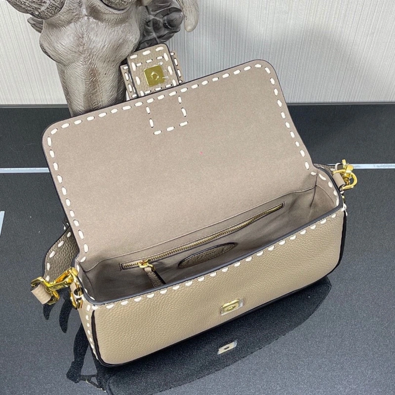 Fendi Baguette Bags 4220D-0006