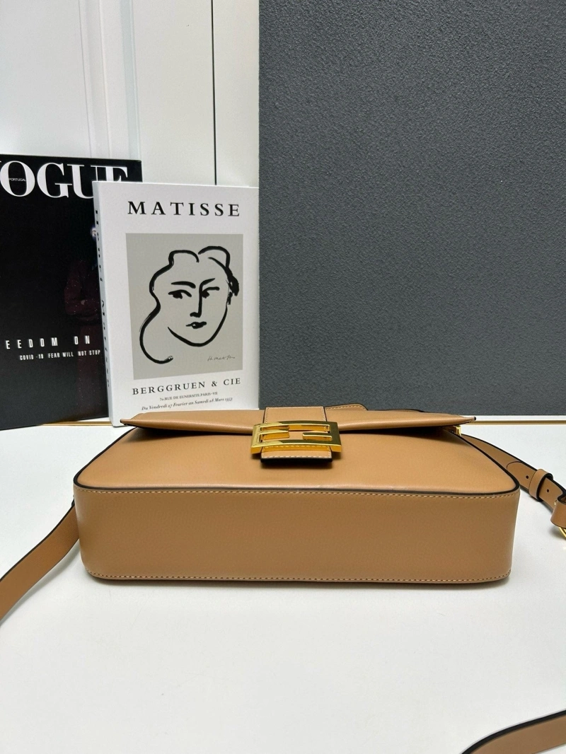 Fendi Baguette Bags 4220D-0009