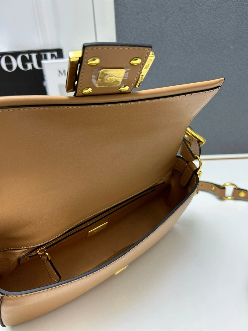 Fendi Baguette Bags 4220D-0009