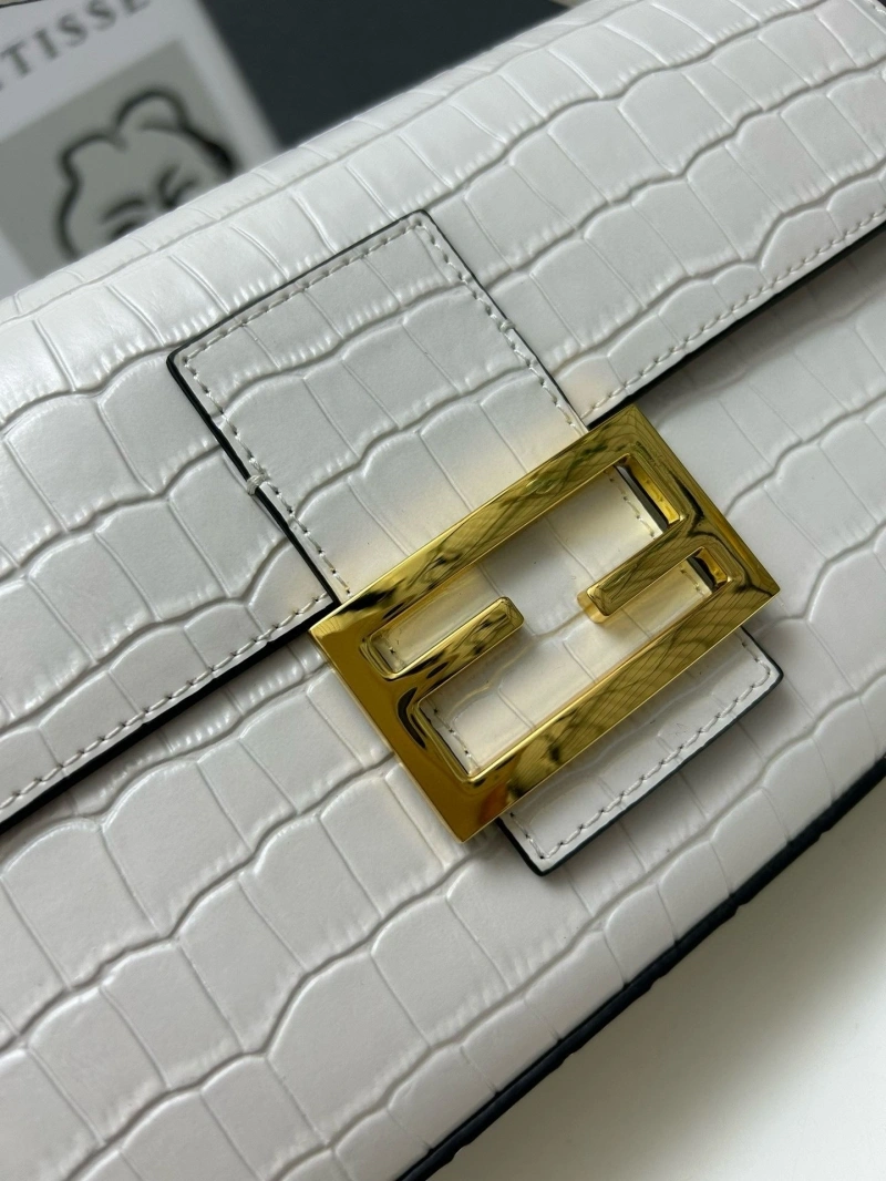 Fendi Baguette Bags 4220D-0010