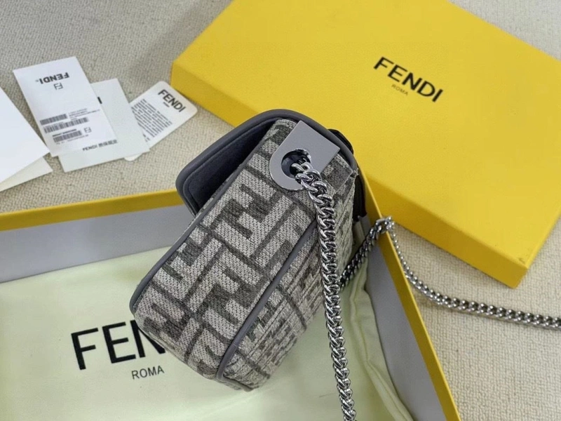 Fendi Baguette Bags 4220D-0011