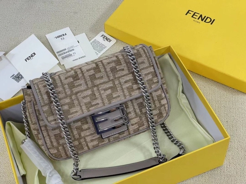 Fendi Top Handle Bags 4220D-0012