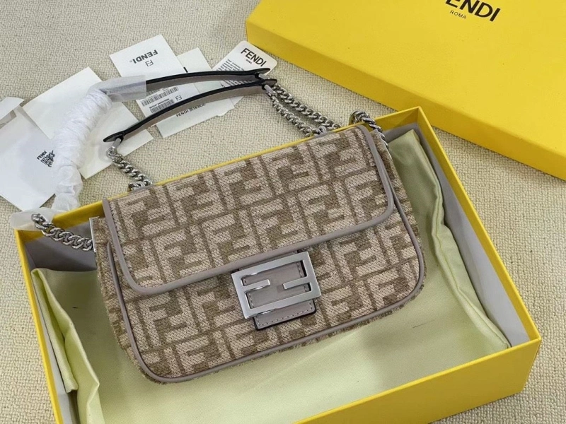 Fendi Top Handle Bags 4220D-0012
