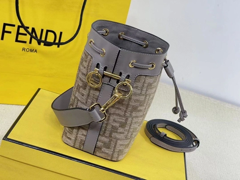 Fendi Bucket Bags 4220D-0013