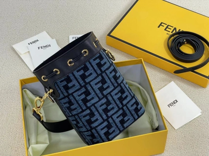 Fendi Bucket Bags 4220D-0014