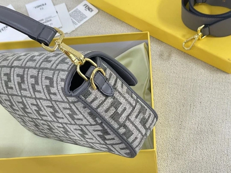 Fendi Baguette Bags 4220D-0015