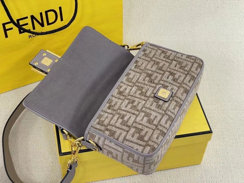Fendi Baguette Bags 4220D-0017
